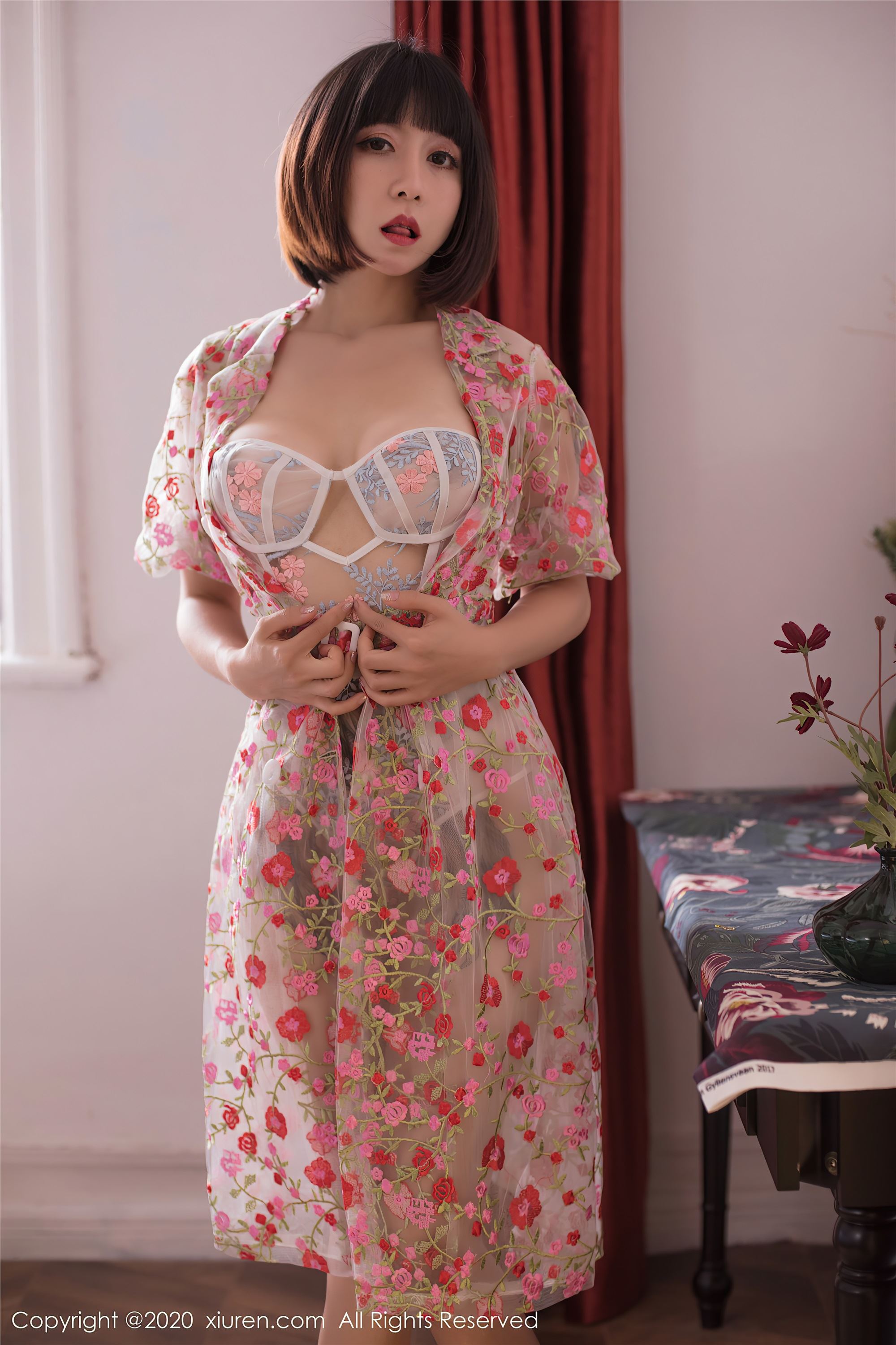 XIUREN秀人网 2020.10.15 Vol.2654 安妮斯朵拉_Ann